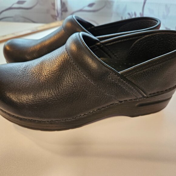 Danskos Navy Blue Size 38 - Picture 1 of 12